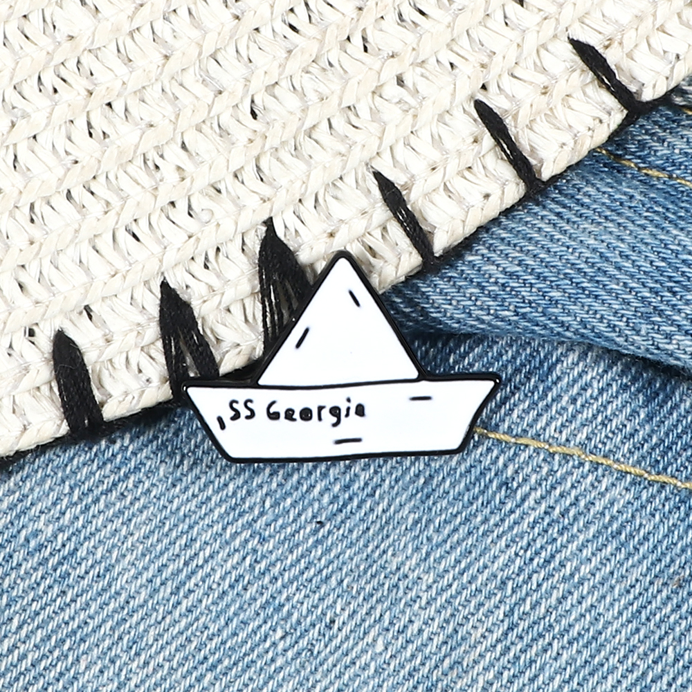 Paper Boat Enamel Pin SS Georg – Buckle Pin Ss recenzja i cena